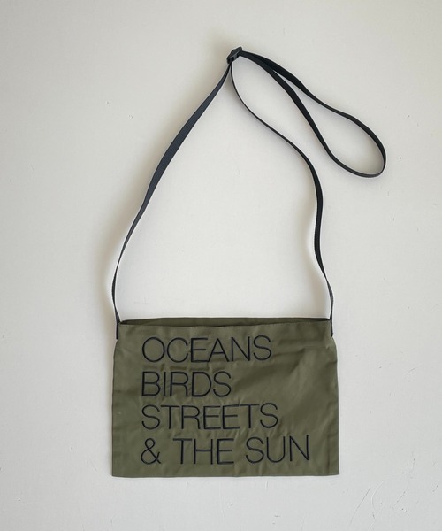 CANAL JEAN（キャナルジーン）の「RED CHOP WORKS(レッドチョップワークス) 刺繍ロゴナイロンサコッシュ（ショルダーバッグ・レディース・ホワイト/カーキ/ブラック・ONE SIZE）」の12枚目の写真