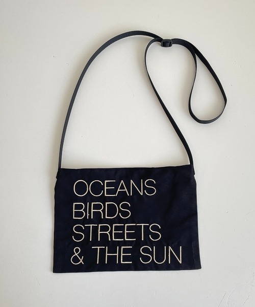 CANAL JEAN（キャナルジーン）の「RED CHOP WORKS(レッドチョップワークス) 刺繍ロゴナイロンサコッシュ（ショルダーバッグ・レディース・ホワイト/カーキ/ブラック・ONE SIZE）」の13枚目の写真