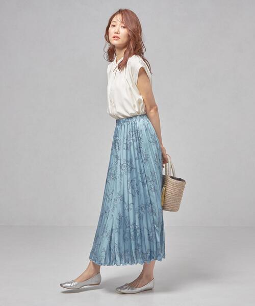 closet story（クローゼットストーリー）の「＜closet story＞□CSC ミニドット×フラワー プリーツ ロングスカート -手洗い可能-（スカート・レディース・ライトブルー/ブラック・FREE）」の6枚目の写真