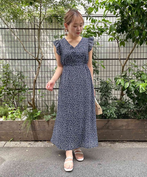 MAJESTIC LEGON（マジェスティックレゴン）の「バックレースアップフラワーワンピ（ワンピース・レディース・ブルー系その他2/ブルー系その他4/パープル系その他2・SMALL/MEDIUM）」の15枚目の写真