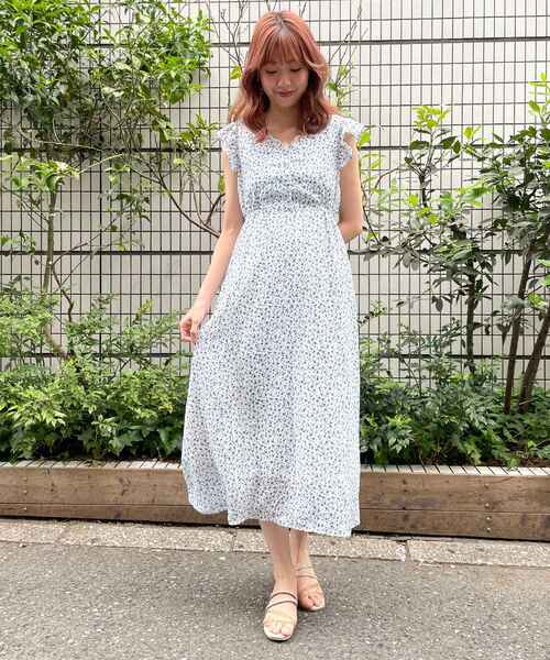 MAJESTIC LEGON（マジェスティックレゴン）の「バックレースアップフラワーワンピ（ワンピース・レディース・ブルー系その他2/ブルー系その他4/パープル系その他2・SMALL/MEDIUM）」の20枚目の写真