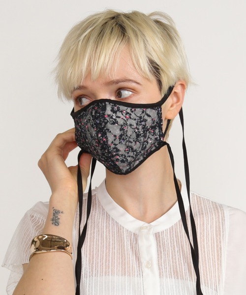 ABITOKYO（アビトーキョー）の「オシャレ　アクセサリー気分の華やか刺しゅうファッションマスク【日本製】（マスク・レディース・ブラック・FREE）」の20枚目の写真