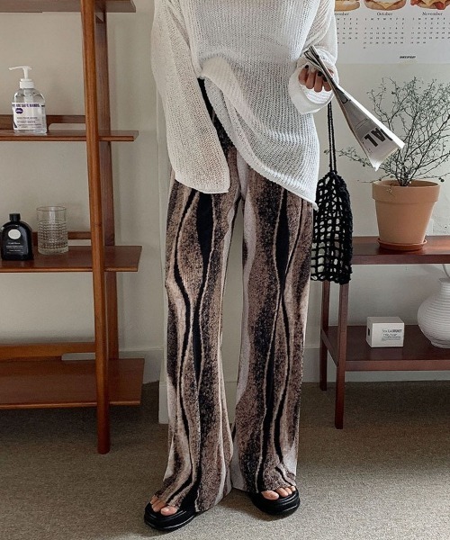 chuu（チュー）の「MERONGSHOP マーブルプリーツバンディングパンツ（その他パンツ・レディース・ブラウン・FREE）」の7枚目の写真