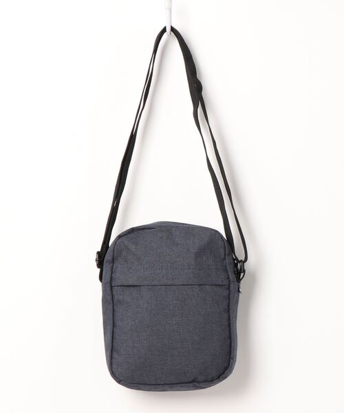 PARKS TOKYO SELECT(パークストウキョウセレクト)の「【AS COLOUR/エーエス・カラー】(UN)FLIGHT CONTRAST BAG(ボディバッグ/ウエストポーチ・メンズ・ブラック/ネイビー/グレー/オリーブドラブ・FREE)」の4枚目の写真