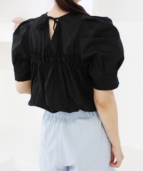 MODE ROBE（モードローブ）の「バックギャザーリボンパフショルダ―トップス（Tシャツ/カットソー・レディース・ホワイト/ブラック/ピンク・FREE）」の3枚目の写真