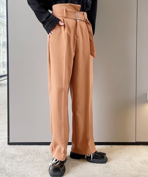 KOR（ケーオーアール）の「ベルト付き アシンメトリーウエスト センタープレススラックス（スラックス・メンズ・ブラック/ブラウン・M/L/XL）」の18枚目の写真