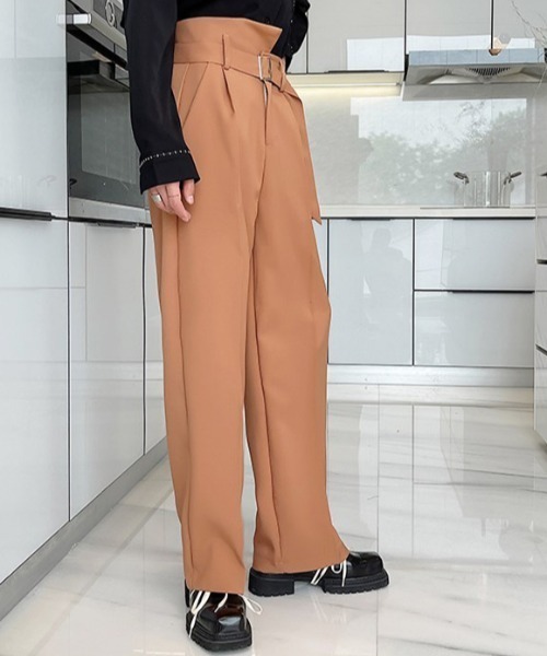 KOR（ケーオーアール）の「ベルト付き アシンメトリーウエスト センタープレススラックス（スラックス・メンズ・ブラック/ブラウン・M/L/XL）」の20枚目の写真