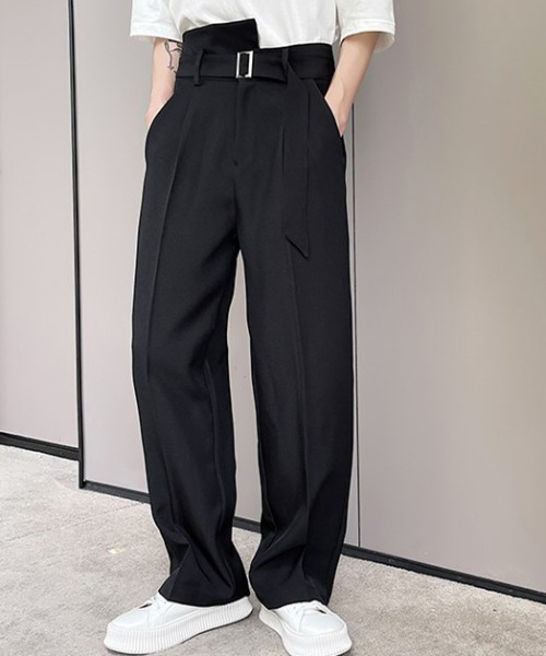 KOR（ケーオーアール）の「ベルト付き アシンメトリーウエスト センタープレススラックス（スラックス・メンズ・ブラック/ブラウン・M/L/XL）」の22枚目の写真