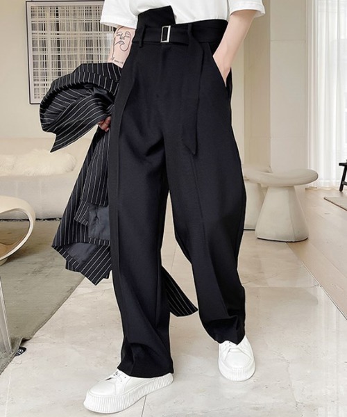 KOR（ケーオーアール）の「ベルト付き アシンメトリーウエスト センタープレススラックス（スラックス・メンズ・ブラック/ブラウン・M/L/XL）」の19枚目の写真