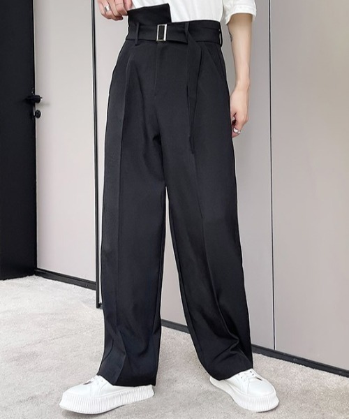 KOR（ケーオーアール）の「ベルト付き アシンメトリーウエスト センタープレススラックス（スラックス・メンズ・ブラック/ブラウン・M/L/XL）」の17枚目の写真