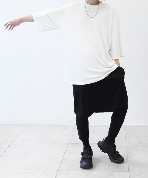 minsobi(ミンソビ)の「ルーズシルエットTシャツ ビッグシルエットベーシックトップス(Tシャツ/カットソー・メンズ・ホワイト/ブラック・FREE)」の14枚目の写真