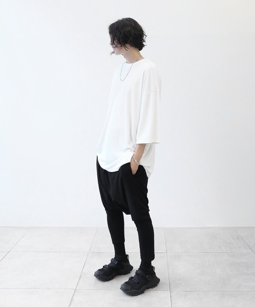 minsobi(ミンソビ)の「ルーズシルエットTシャツ ビッグシルエットベーシックトップス(Tシャツ/カットソー・メンズ・ホワイト/ブラック・FREE)」の3枚目の写真