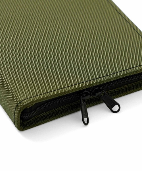 HIGHTIDE（ハイタイド）の「FARM HUT ファームハット トラベリングカード＆パスポート（パスポートケース・レディース・ブラック/ブルー/グリーン・FREE）」の9枚目の写真