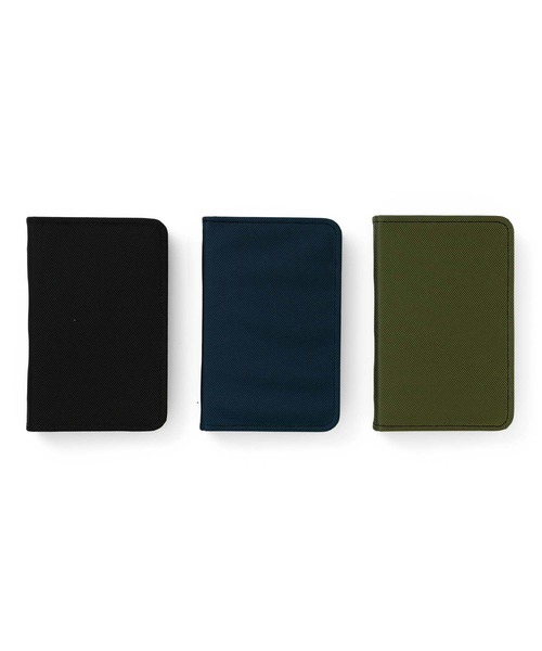 HIGHTIDE（ハイタイド）の「FARM HUT ファームハット トラベリングカード＆パスポート（パスポートケース・レディース・ブラック/ブルー/グリーン・FREE）」の5枚目の写真