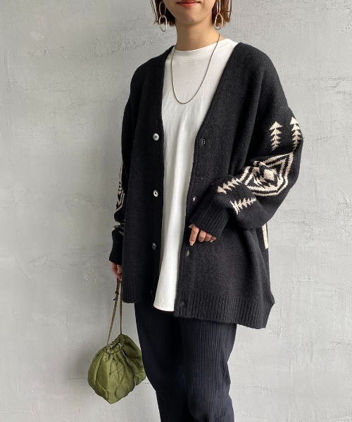 PENDLETON（ペンドルトン）の「[PENDLETON/ペンドルトン] Vネック ニットカーディガン（カーディガン/ボレロ・レディース・ブラック系2/ブラック系1・L/M）」の8枚目の写真