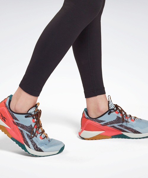 Reebok(リーボック)の「トレーニング エッセンシャルズ ベクター タイツ / Training Essentials Tights(レギンス/スパッツ・レディース・ライトブルー/ブラック・MEDIUM/X-LARGE/X-SMALL)」の4枚目の写真