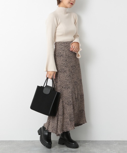 Heather（ヘザー）の「ソデフレアピタニット  239617（ニット/セーター・レディース・ブラック/オレンジ/オフホワイト/ブルー・FREE）」の8枚目の写真