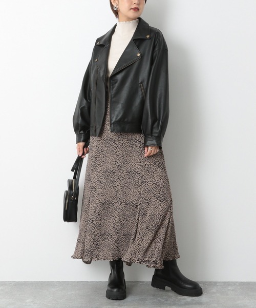 Heather（ヘザー）の「ソデフレアピタニット  239617（ニット/セーター・レディース・ブラック/オレンジ/オフホワイト/ブルー・FREE）」の10枚目の写真