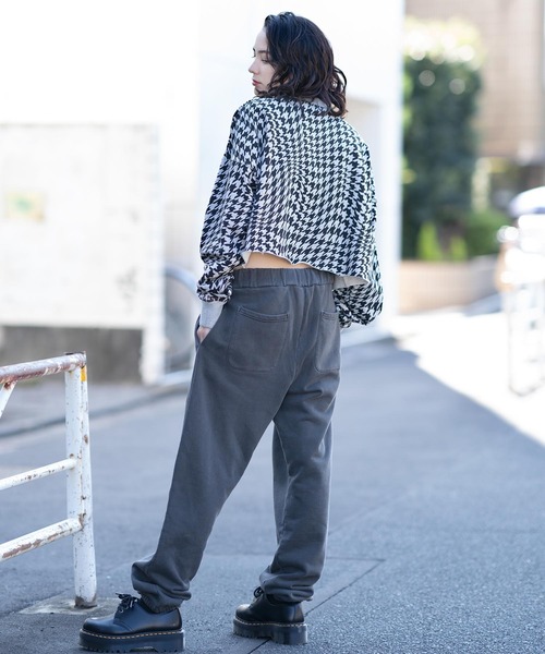 X-girl(エックスガール)の「CARGO POCKET SWEAT TOP(スウェット・レディース・ブラック/オレンジ/アッシュ・M/S)」の21枚目の写真