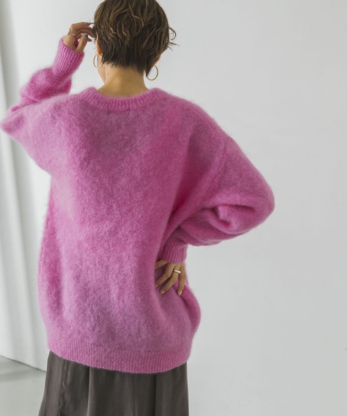 URBAN RESEARCH（アーバンリサーチ）の「COFILスーパーキッドモヘヤ混プルオーバー（ニット/セーター・レディース・ブラック/ピンク/ブルー・FREE）」の16枚目の写真
