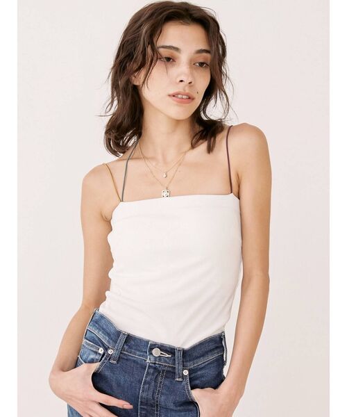 EVRIS(エヴリス)の「カラーストラップリブキャミソール(キャミソール・レディース・グリーン/ホワイト/ブラック/パープル・FREE)」の5枚目の写真