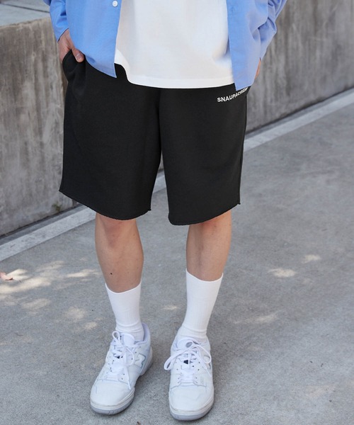 Snap club（スナップクラブ）の「【Snap club】裏毛ワンポイント刺繍ロゴスウェットショーツ（スウェットパンツ・レディース・ブラック/パープル/イエロー/グリーン/ロイヤルブルー/ホワイト系/ライトグレー/ダークオレンジ・FREE）」の3枚目の写真