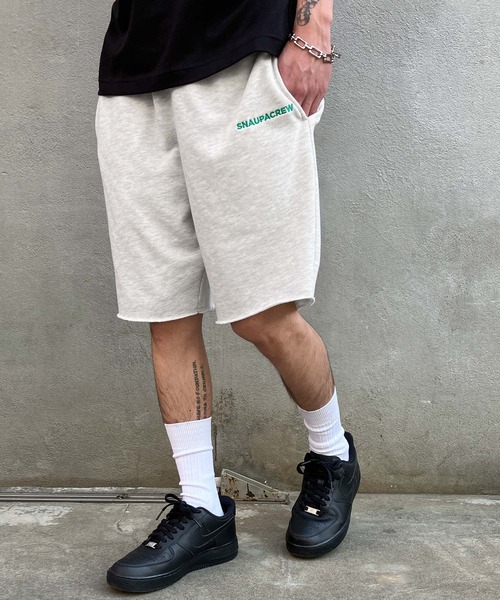 Snap club（スナップクラブ）の「【Snap club】裏毛ワンポイント刺繍ロゴスウェットショーツ（スウェットパンツ・レディース・ブラック/パープル/イエロー/グリーン/ロイヤルブルー/ホワイト系/ライトグレー/ダークオレンジ・FREE）」の9枚目の写真