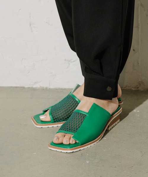 MARECHAL TERRE(マルシャルテル)の「メッシュサンダル(サンダル・レディース・ホワイト/ブラック/グリーン/モカ・22.5cm/23.5cm/24.5cm)」の1枚目の写真