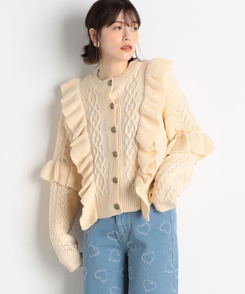 fredy emue（フレディエミュ）の「ラッフルフリル柄編みカーディガン（カーディガン/ボレロ・レディース・ブラック/アイボリー/ミント・38）」の2枚目の写真