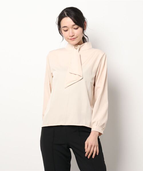 Lace Ladies(レースレディース)の「スタンドアップカラー ボウタイ ボリューム袖 ブラウス(シャツ/ブラウス・レディース・ベージュ/イエロー/グリーン・S/M/L/XL)」の2枚目の写真