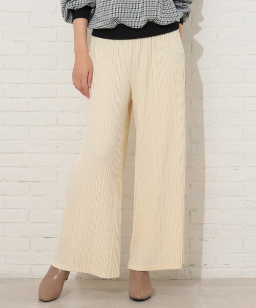 Cutie Blonde(キューティーブロンド)の「◆【S-L】楽してこなれ見え 柔らか カラープリーツパンツ(その他パンツ・レディース・ライトグリーン/チャコールグレー/アイボリー/グレー/ブラック/黄緑系・01/02/03)」の1枚目の写真