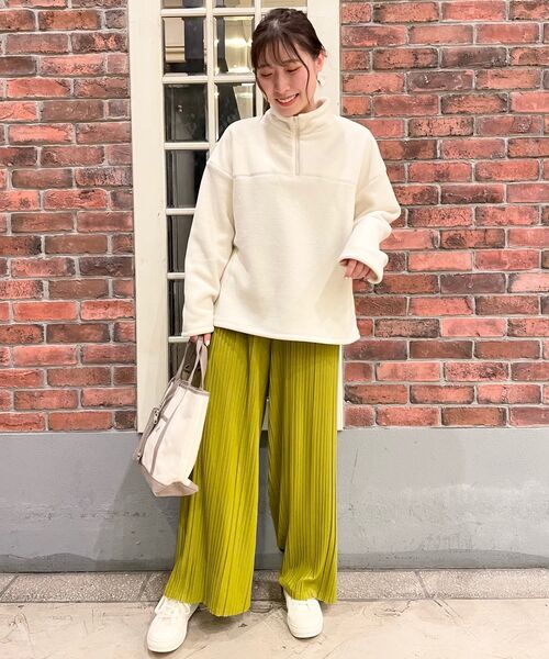 Cutie Blonde(キューティーブロンド)の「◆【S-L】楽してこなれ見え 柔らか カラープリーツパンツ(その他パンツ・レディース・ライトグリーン/チャコールグレー/アイボリー/グレー/ブラック/黄緑系・01/02/03)」の14枚目の写真