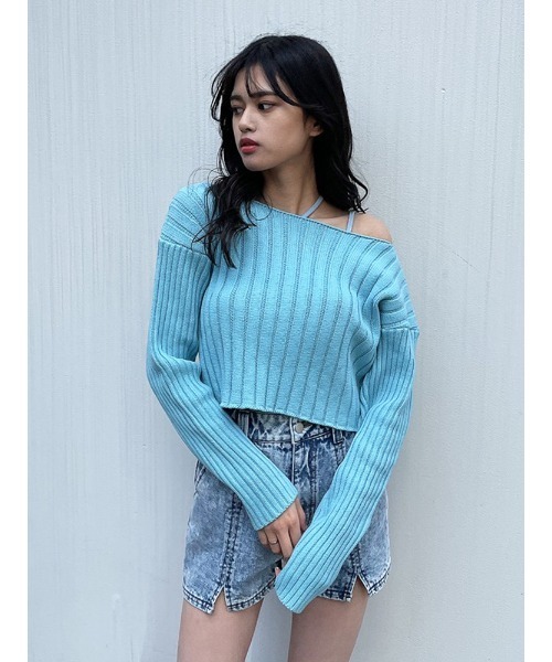ENVYM(アンビー)の「オフショルワイドリブKNIT(ニット/セーター・レディース・ブルー/ホワイト/ブラック・FREE)」の5枚目の写真