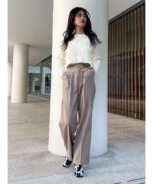 ENVYM(アンビー)の「オフショルワイドリブKNIT(ニット/セーター・レディース・ブルー/ホワイト/ブラック・FREE)」の11枚目の写真