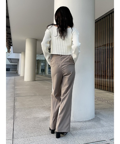 ENVYM(アンビー)の「オフショルワイドリブKNIT(ニット/セーター・レディース・ブルー/ホワイト/ブラック・FREE)」の12枚目の写真