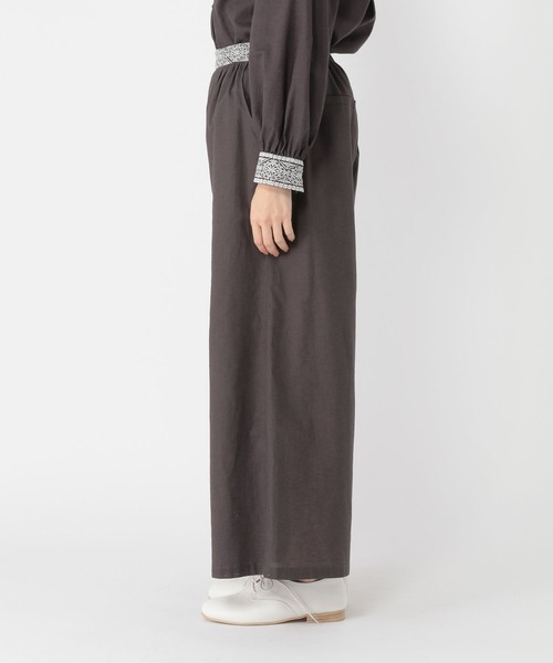 studio CLIP(スタディオクリップ)の「【はなさんコラボ】幾何学柄刺繍パンツ(その他パンツ・レディース・スモーク/ブラウン/グリーン・FREE/TF/PF)」の21枚目の写真