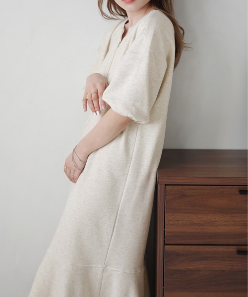Bab（バブ）の「【低身長向け・高身長向けサイズあり】袖ボリューム前後２WAYマーメイドスウェットワンピース（ワンピース・レディース・杢グレー/グレー/ライトグリーン/チャコールグレー・TL/M/S）」の20枚目の写真