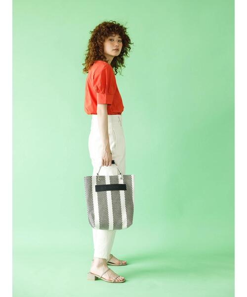 koe（コエ）の「TCストレッチ 袖ボリュームブラウス*（シャツ/ブラウス・レディース・オレンジ/オフホワイト/ブルー/キャメル・M）」の11枚目の写真