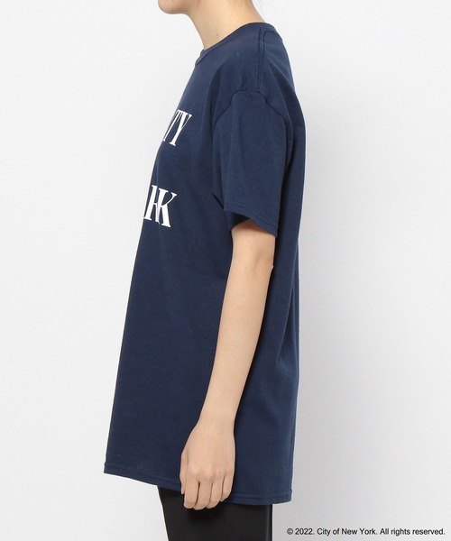 yuw（ユウ）の「ＮＹＣ　ＳＳ　Ｔｅｅ　278644（Tシャツ/カットソー・レディース・ホワイト/ネイビー/ピンク・FREE）」の10枚目の写真