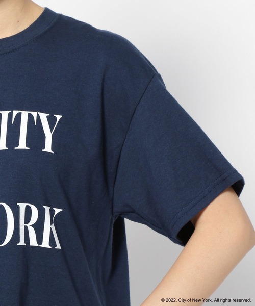 yuw（ユウ）の「ＮＹＣ　ＳＳ　Ｔｅｅ　278644（Tシャツ/カットソー・レディース・ホワイト/ネイビー/ピンク・FREE）」の16枚目の写真