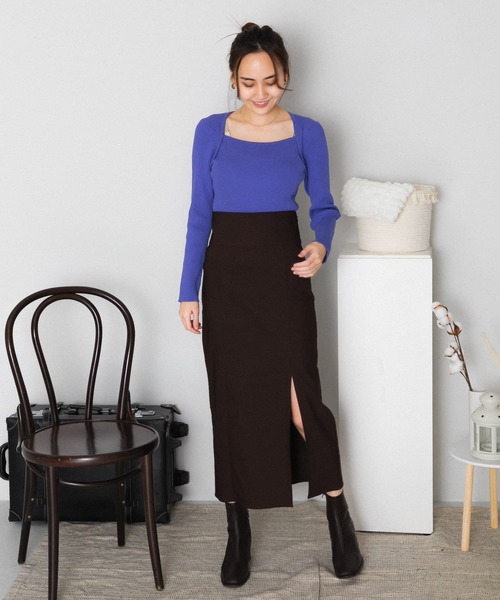 HEYUMM（ヘユム）の「ストレッチスリットナロースカート（スカート・レディース・ブラック/ブルー/アイボリー/ブラウン・ONE）」の13枚目の写真