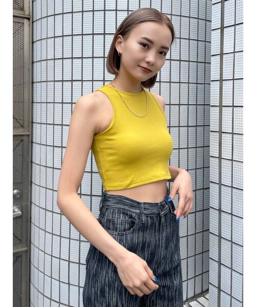 EMODA（エモダ）の「クロップドミニマルタンクトップ（タンクトップ・レディース・イエロー/グレー/ホワイト/ブラック・FREE）」の17枚目の写真