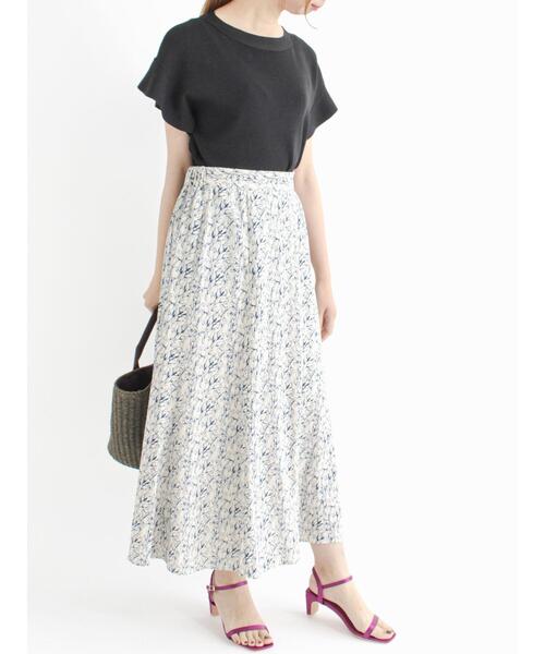 Te chichi(テチチ)の「フレアスリーブニット(ニット/セーター・レディース・ブラック/ブラウン/オフホワイト/グリーン・フリ-)」の16枚目の写真