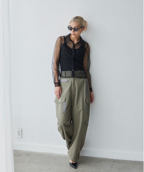 FIG&VIPER（フィグアンドバイパー）の「チュールシアー襟ブラウス（シャツ/ブラウス・レディース・ブラック/ワインレッド・FREE）」の6枚目の写真