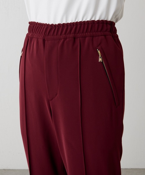 CULLNI(クルニ)の「【CULLNI Exclusive / クルニ エクスクルーシブ】トラックパンツ(スラックス・メンズ・チャコールグレー/ブラック/バーガンディー・1/2)」の11枚目の写真