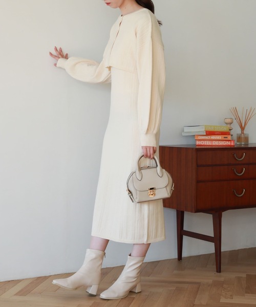 archives（アルシーヴ）の「２ＷＡＹランダムリブカーディガン＋ＩラインワンピースＳＥＴ（ワンピース・レディース・ピンクベージュ/ブラウン/アイボリー/グリーン・MEDIUM）」の5枚目の写真