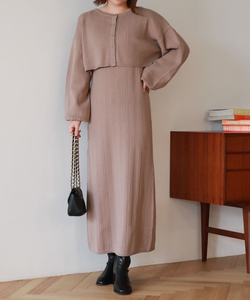 archives（アルシーヴ）の「２ＷＡＹランダムリブカーディガン＋ＩラインワンピースＳＥＴ（ワンピース・レディース・ピンクベージュ/ブラウン/アイボリー/グリーン・MEDIUM）」の9枚目の写真