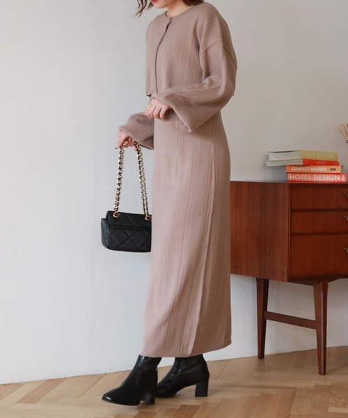 archives（アルシーヴ）の「２ＷＡＹランダムリブカーディガン＋ＩラインワンピースＳＥＴ（ワンピース・レディース・ピンクベージュ/ブラウン/アイボリー/グリーン・MEDIUM）」の10枚目の写真