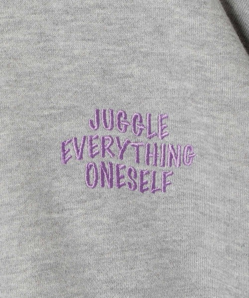 PBLIM（ページボーイリム）の「PAGEBOYLIM/フラワーメッセージスウェット（スウェット・レディース・ブラック/グレー/ブルー/アイボリー/ボルドー/マスタード・MEDIUM/LARGE）」の18枚目の写真