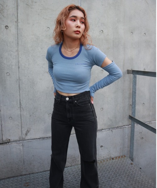 FIG&VIPER（フィグアンドバイパー）の「バックオープンウォーマーT（Tシャツ/カットソー・レディース・ホワイト/ライトブルー/ブラック・FREE）」の17枚目の写真